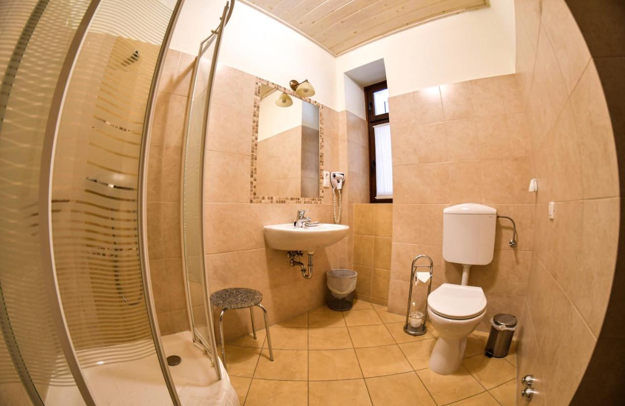 Bed and Breakfast Szin-Es Vendeghaz Szentes Zewnętrze zdjęcie