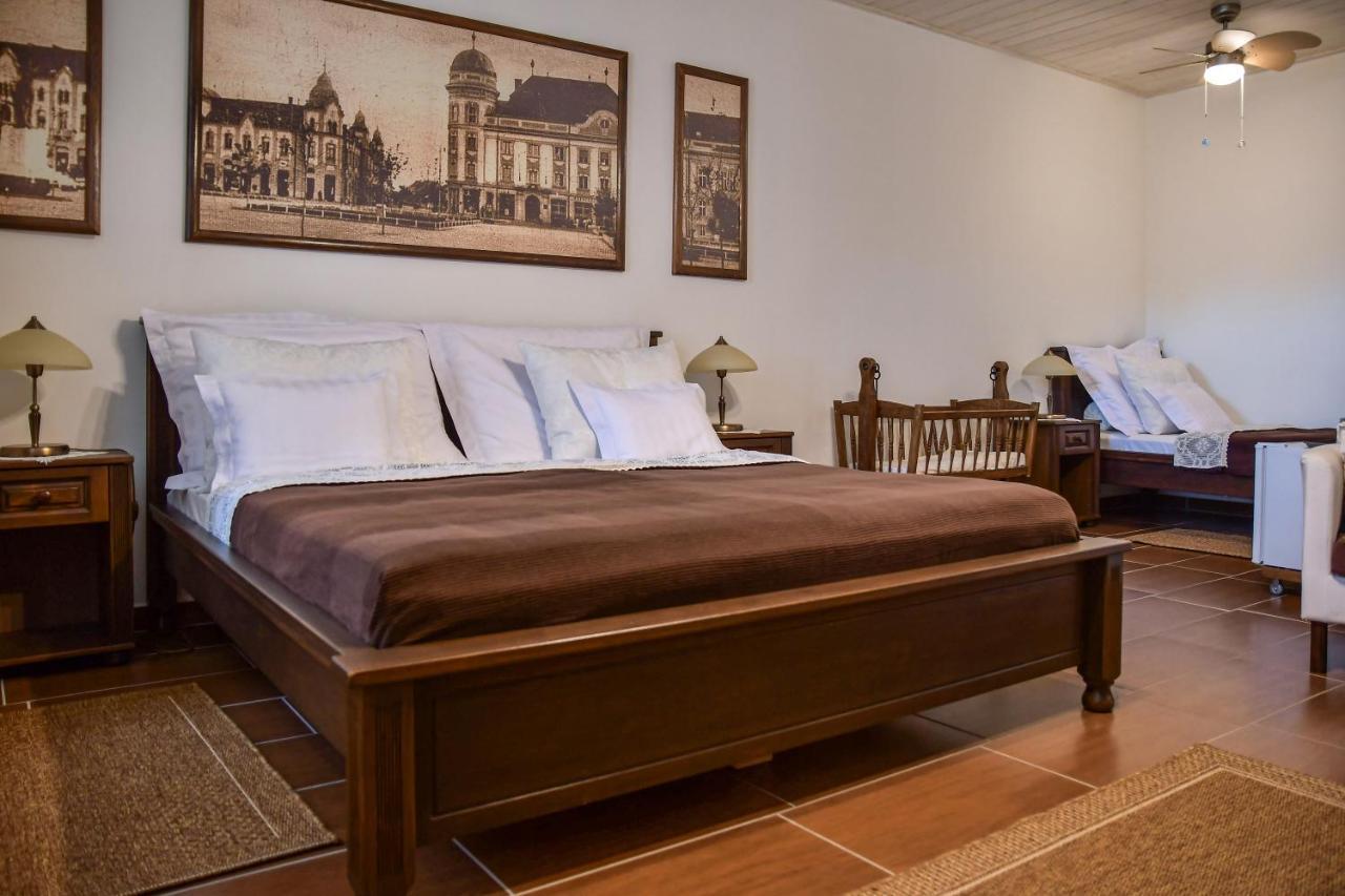 Bed and Breakfast Szin-Es Vendeghaz Szentes Zewnętrze zdjęcie